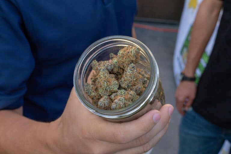 Buy premium cannabis kief online in Canada