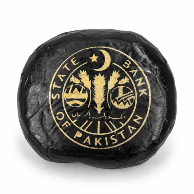 Rectangular pressed hash block featuring a dark marbled finish and embossed branding